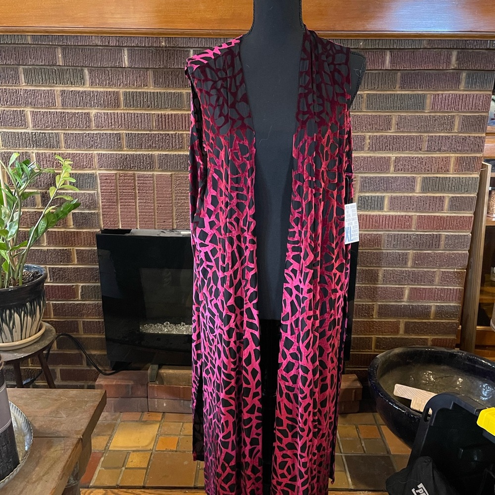 Lu la roe joy bright pink and black velvet burnout fabric nwt size x-large